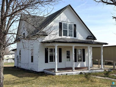 /international/us/316-s-broadway-ave-miller-sd-110107229563/