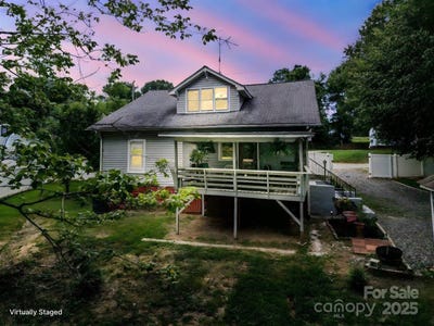 /international/us/241-4th-avenue-north-taylorsville-nc-110101237620/?lang=zh-tw