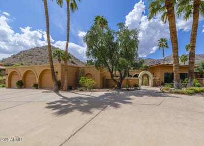 /international/us/7816-n-47th-street-paradise-valley-az-110098880518/