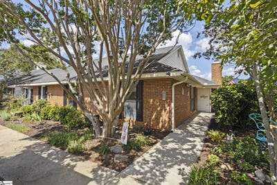 /international/us/13-forest-lake-drive-simpsonville-sc-110110173116/