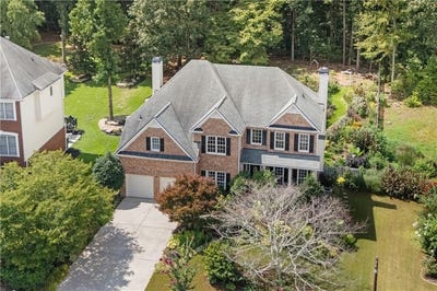 /international/us/562-vinings-springs-drive-se-mableton-ga-110120066685/