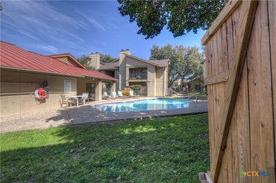 /international/us/1202-thorpe-lane-san-marcos-tx-110106218308/