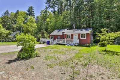 /international/us/121-moose-club-park-road-goffstown-nh-110108552205/