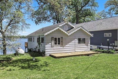 /international/us/33724-forest-beach-eau-claire-mi-110109027762/