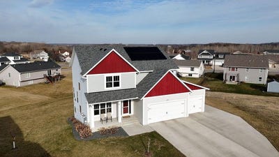 /international/us/2120-violet-lane-faribault-mn-110107192635/