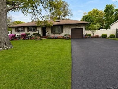/international/us/44-47th-street-islip-ny-110107995597/