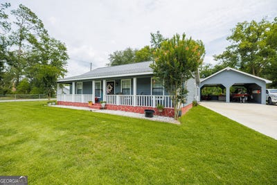 /international/us/11-morgan-street-homerville-ga-110108539913/