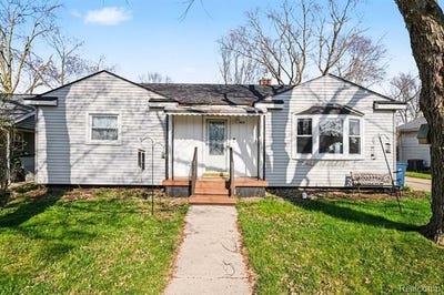 /international/us/325-viet-street-davison-mi-110107377071/