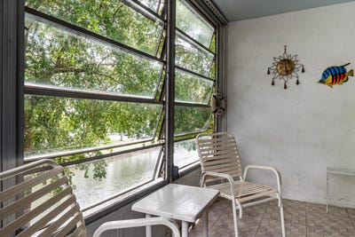 /international/us/8360-sands-point-boulevard-tamarac-fl-110101429629/