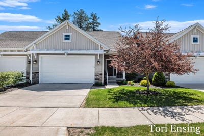 /international/us/1026-grosvenor-drive-greenville-mi-110099371002/
