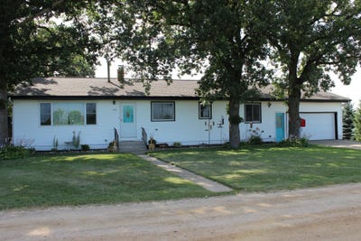 /international/us/17960-aaron-heights-nw-evansville-mn-110109437064/