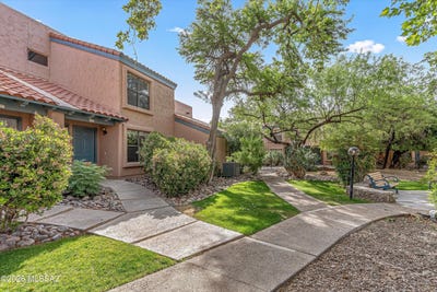 /international/us/5433-n-paseo-de-la-terraza-tucson-az-110107507976/