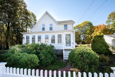/international/us/195-union-st-weymouth-ma-110120532406/