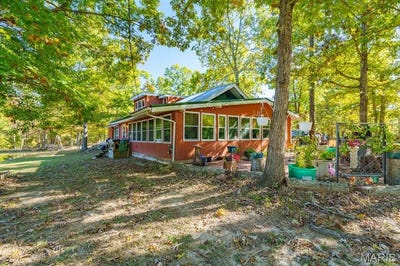 /international/us/16350-south-highway-19-salem-mo-110100301960/