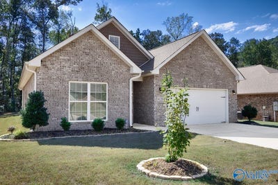 /international/us/4120-rockland-circle-owens-cross-roads-al-110120623407/