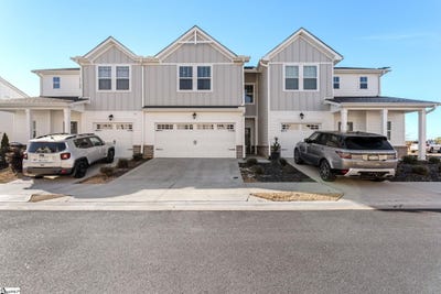 /international/us/157-bromes-way-greenville-sc-110096808888/