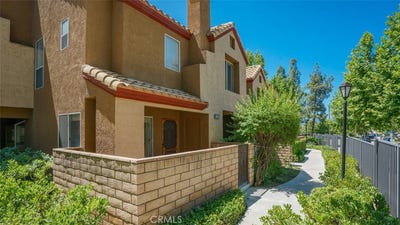 /international/us/28114-seco-canyon-road-saugus-ca-110100342986/