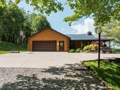 /international/us/5763-race-road-nw-strasburg-oh-110099735803/