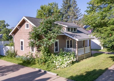 /international/us/611-turner-street-wausau-wi-110101004191/
