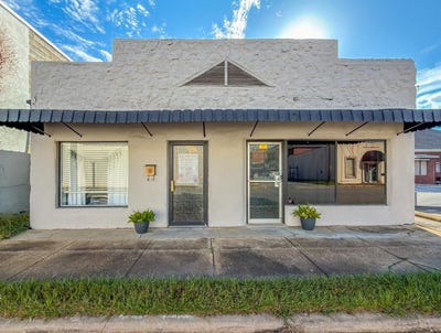 /international/us/e-114-clay-street-bainbridge-ga-110102683907/