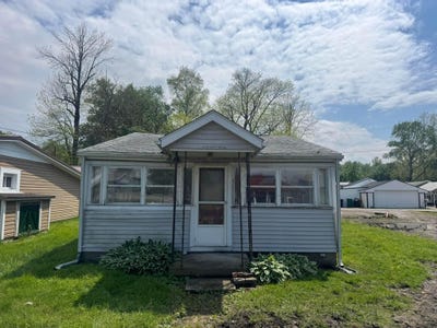/international/us/4956-island-drive-ne-thornville-oh-110108224663/