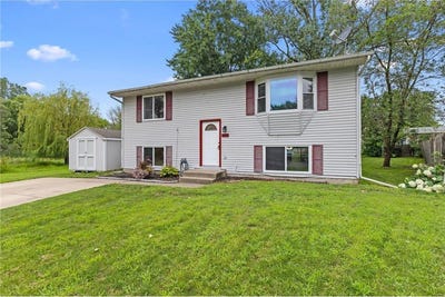 /international/us/825-10th-avenue-sw-forest-lake-mn-110101009190/