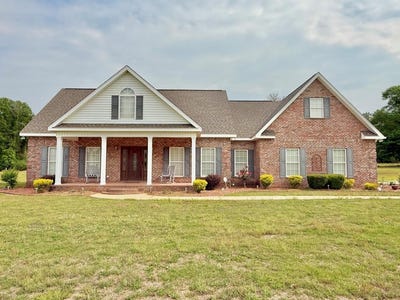 /international/us/2065-county-road-6-black-al-110107508679/