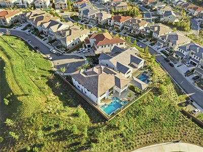 /international/us/20454-w-albion-way-porter-ranch-ca-110106706810/