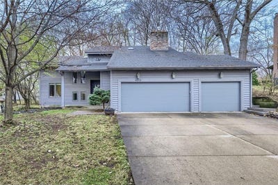 /international/us/4315-harbor-lane-n-plymouth-mn-110108394546/