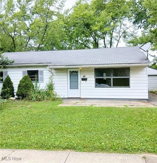 /international/us/28-wilmette-lane-youngstown-oh-110100898588/