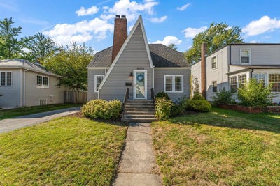 /international/us/18034-burnham-avenue-lansing-il-110120482317/