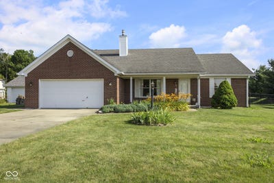 /international/us/1016-w-creek-ridge-drive-fountaintown-in-110100565888/
