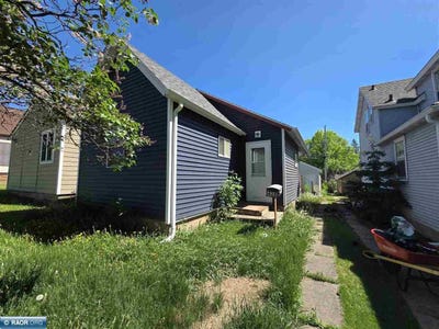 /international/us/428-15th-st-n-virginia-mn-110108628425/