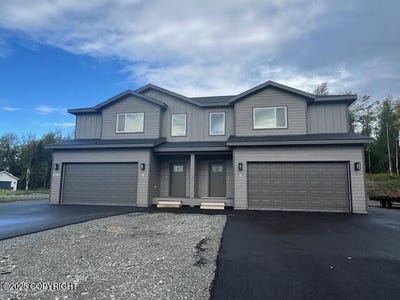 /international/us/1785-n-lana-circle-wasilla-ak-110104783641/