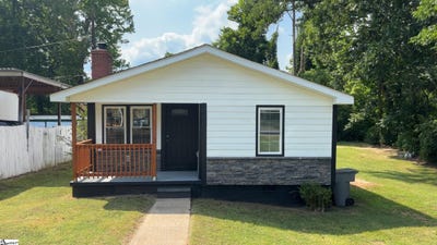 /international/us/148-loop-street-wellford-sc-110109141722/