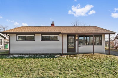 /international/us/2302-madonna-avenue-joliet-il-110106566873/