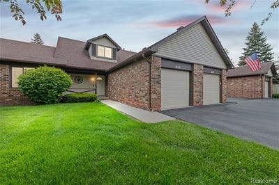 /international/us/3779-heritage-parkway-dearborn-mi-110108208293/