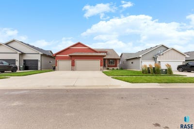 /international/us/9008-w-23rd-st-sioux-falls-sd-110101304720/?lang=en