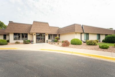 /international/us/1415-lake-street-alexandria-mn-110106100491/