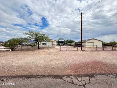 /international/us/1835-e-20th-avenue-apache-junction-az-110102980410/