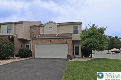 /international/us/1309-adams-street-allen-twp-pa-110101397166/