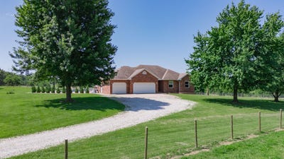 /international/us/258-state-highway-32-buffalo-mo-110100725941/