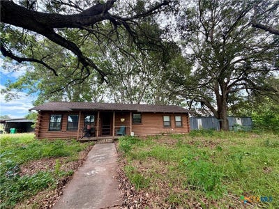 /international/us/17-county-road-236a-gonzales-tx-110109004638/