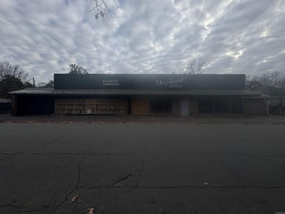 /international/us/910-w-29th-ave-pine-bluff-ar-110096523356/