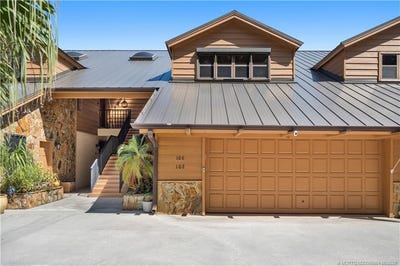 /international/us/102-se-crestwood-circle-stuart-fl-110108887113/