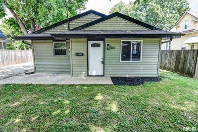 /international/us/513-e-oak-street-taylorville-il-110101425434/
