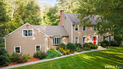 /international/us/168-n-farm-road-middlebury-ct-110108612644/