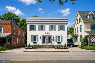 /international/us/890-892-county-line-road-bryn-mawr-pa-110108854811/
