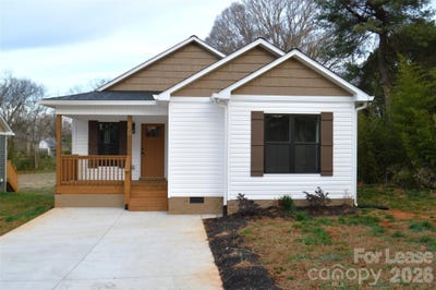 /international/us/620-w-bell-street-statesville-nc-110108338494/
