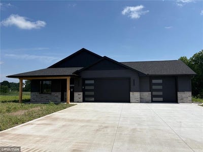 /international/us/7541-lake-john-drive-annandale-mn-110092883508/
